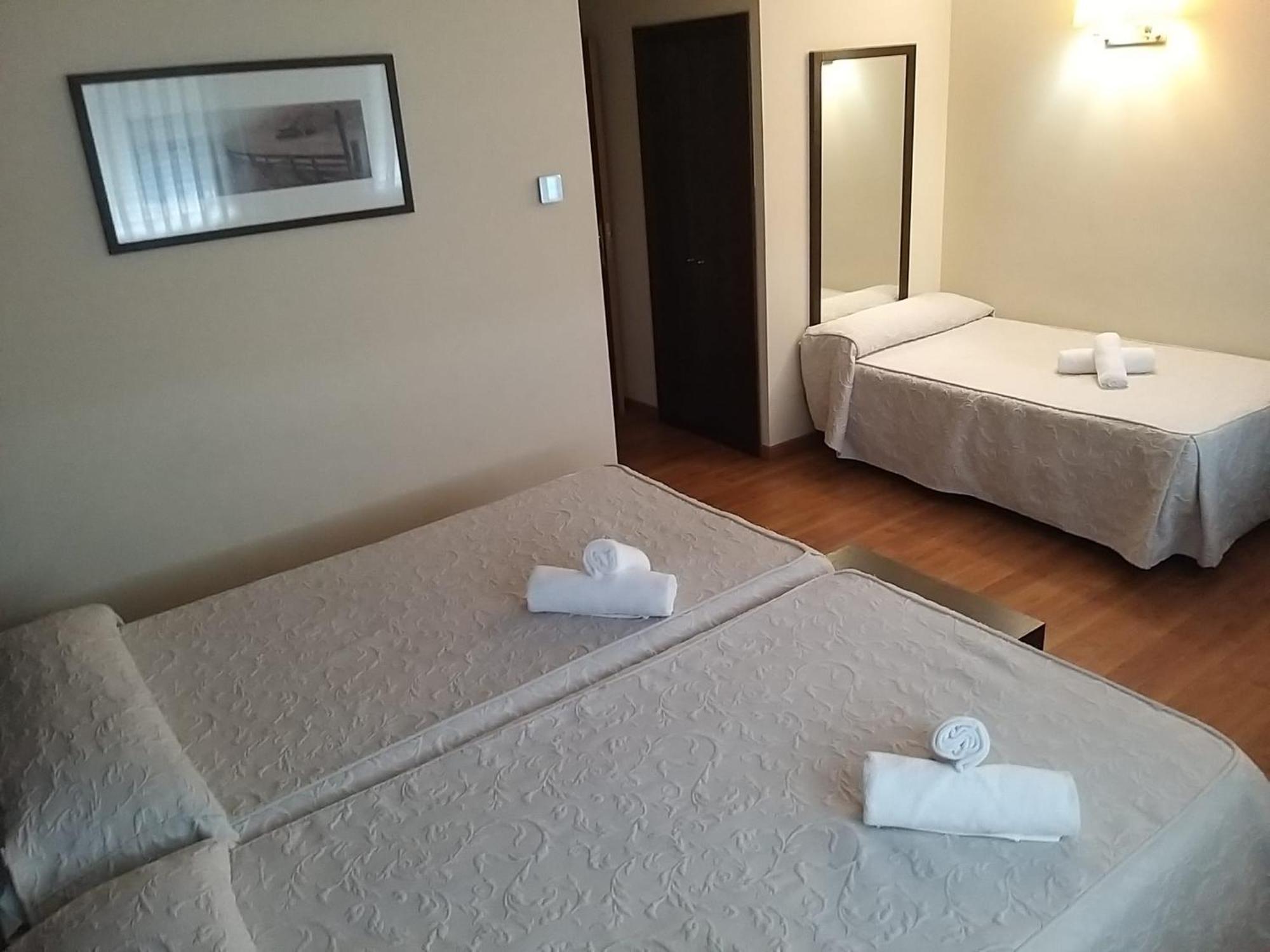 Hotel Condes De Lemos Espana มงฟอร์เต เด เลมอส ภายนอก รูปภาพ
